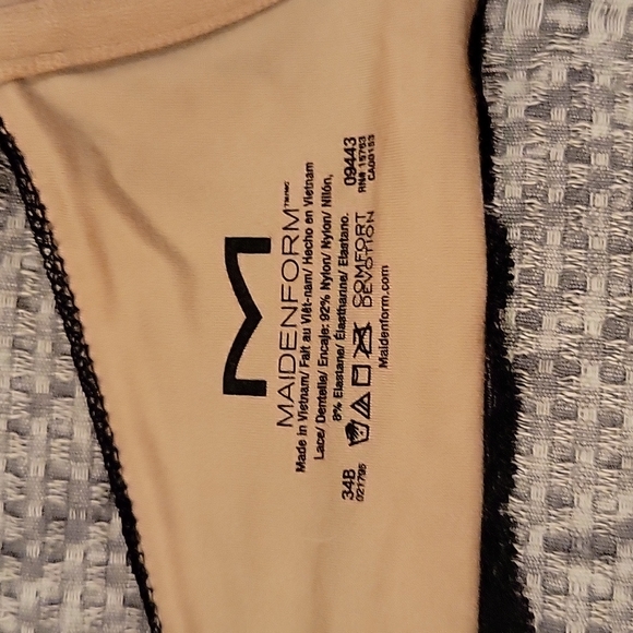 Maidenform black, lace push-up bra - Picture 4 of 4